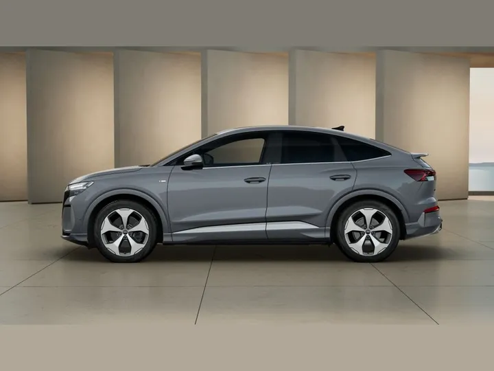 Audi Q4