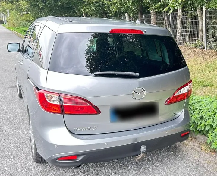 Mazda 5