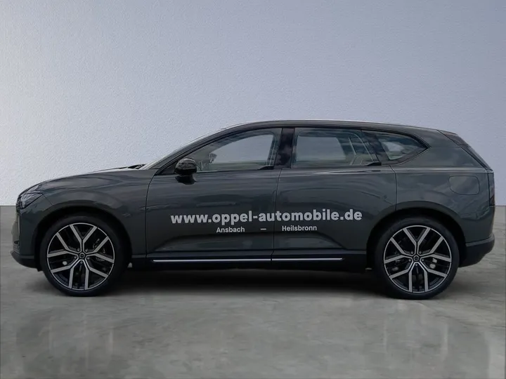 Volvo EX60