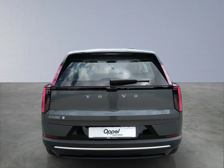 Volvo EX60