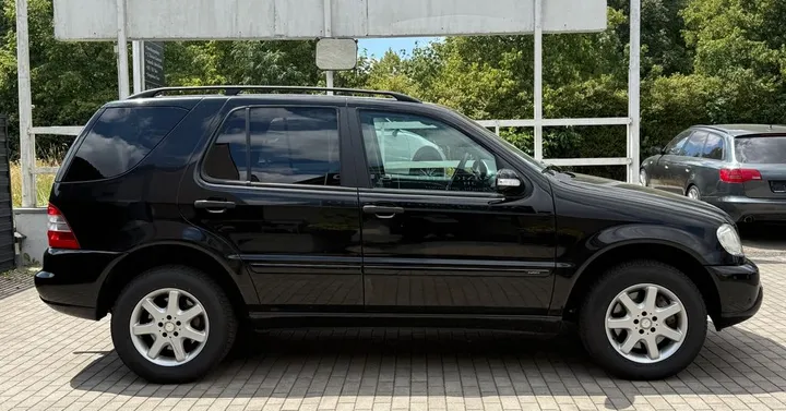 Mercedes-Benz ML 270