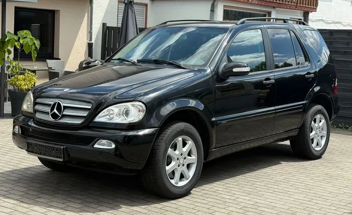 Mercedes-Benz ML 270