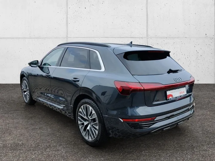 Audi Q8 e-tron