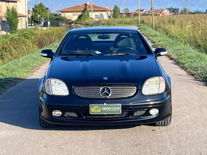 Mercedes-Benz SLK 320