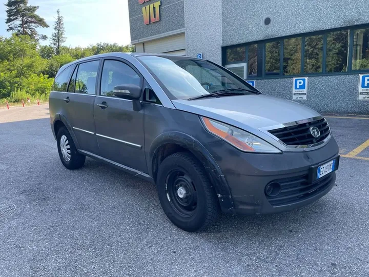 Tata Xenon