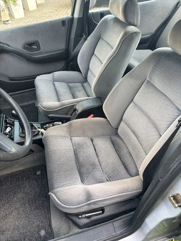 Peugeot 405