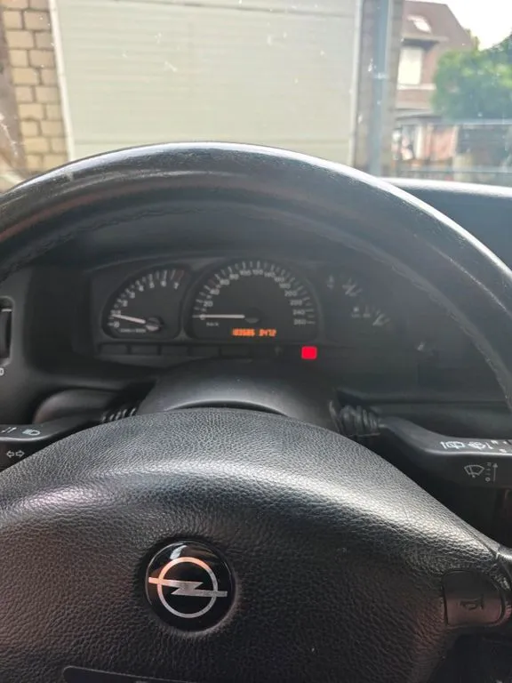 Opel Vectra
