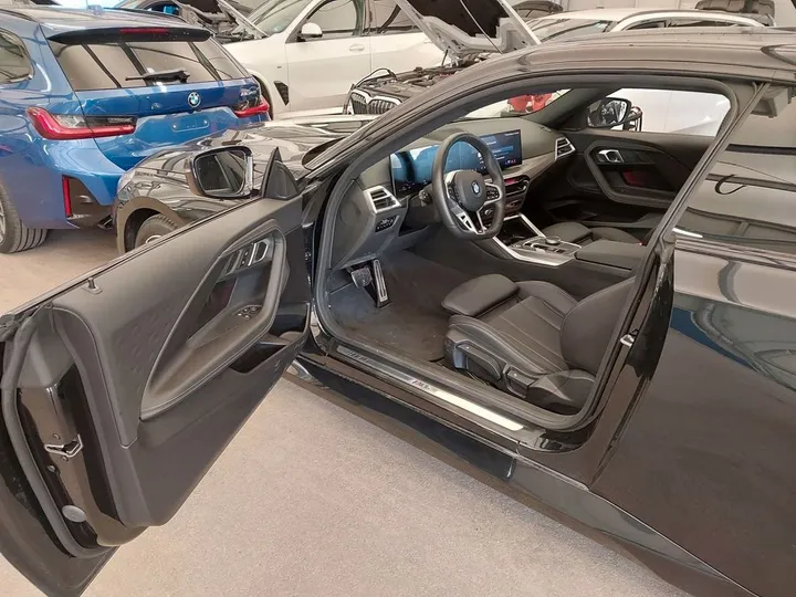 BMW 220