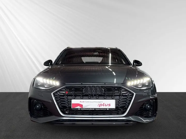 Audi RS4