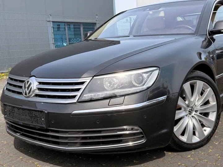 Volkswagen Phaeton