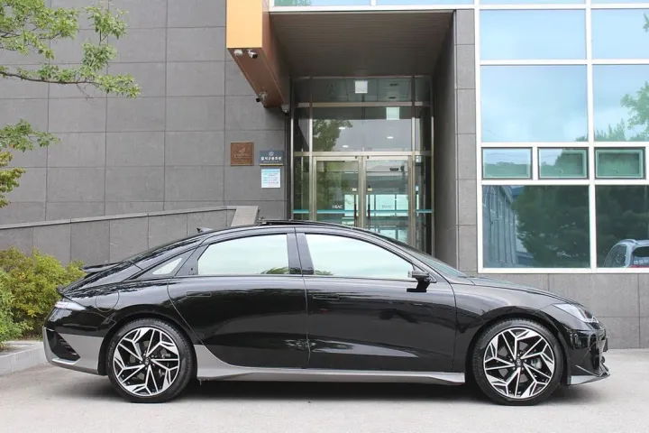 Hyundai Ioniq6