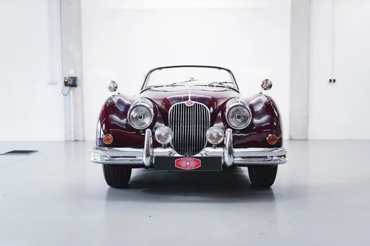 Jaguar XK