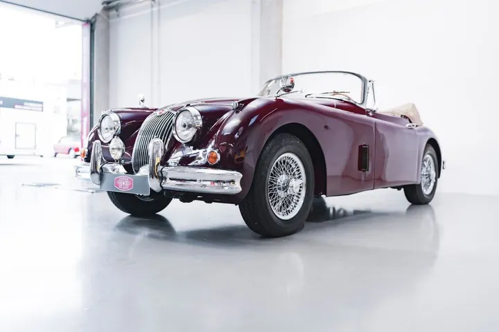 Jaguar XK