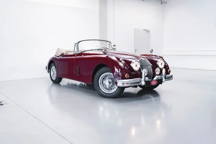 Jaguar XK