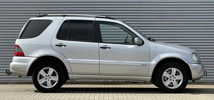 Mercedes-Benz ML 270