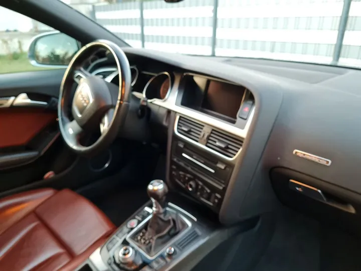 Audi S5