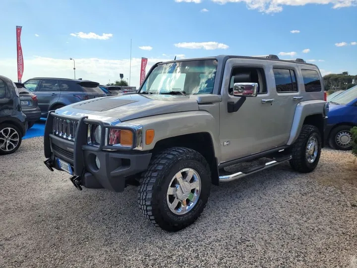 Hummer H3