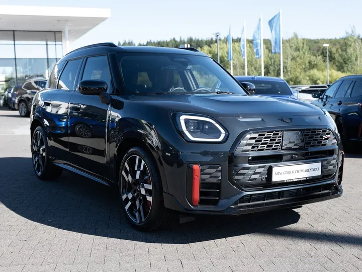 MINI John Cooper Works Countryman