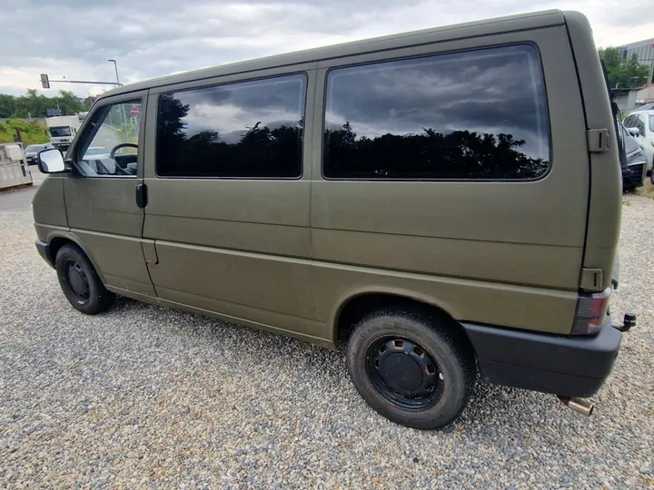 Volkswagen T4 Caravelle