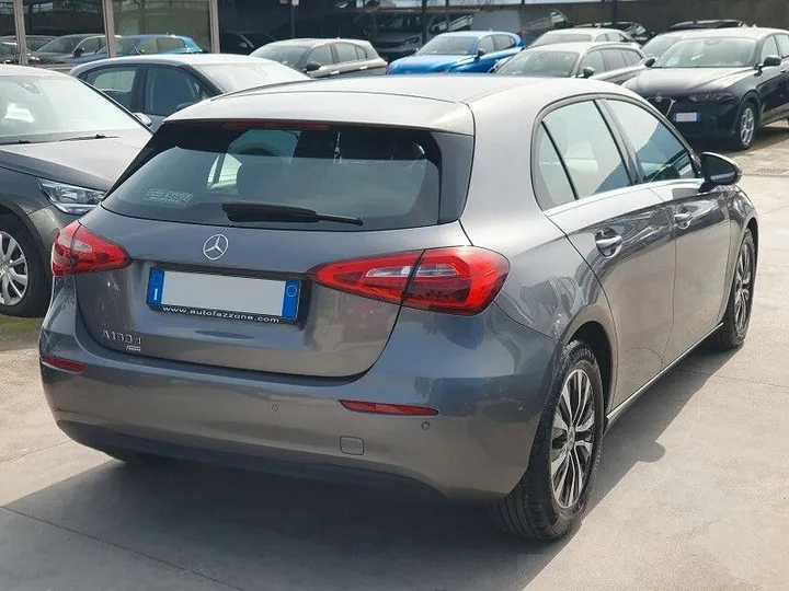 Mercedes-Benz A 180