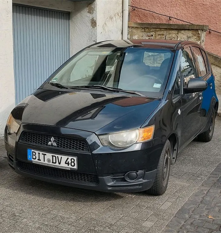 Mitsubishi Colt