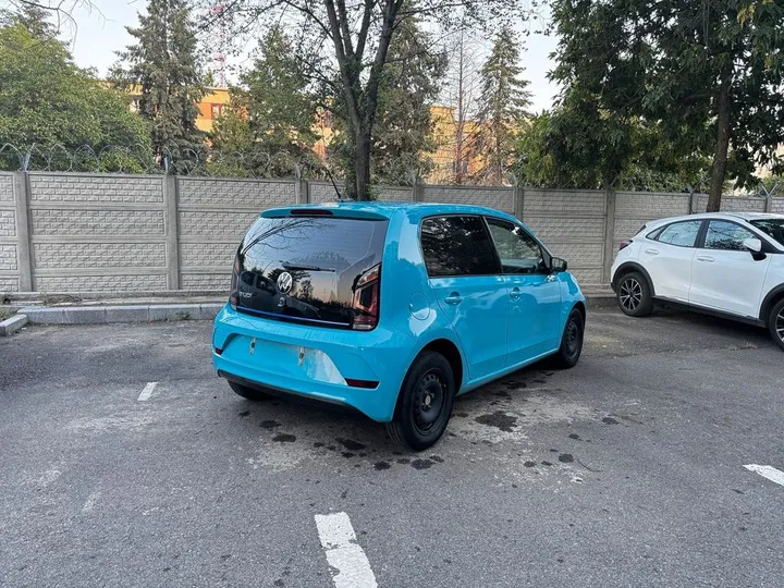 Volkswagen e-up!