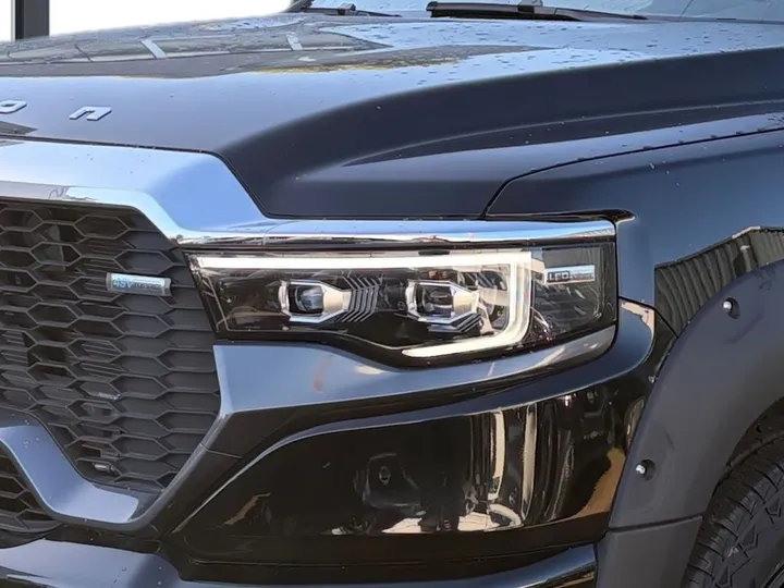 Foton 4