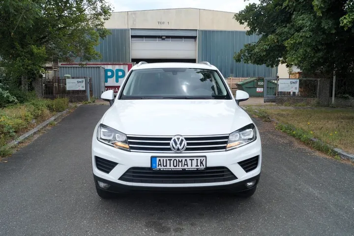 Volkswagen Touareg