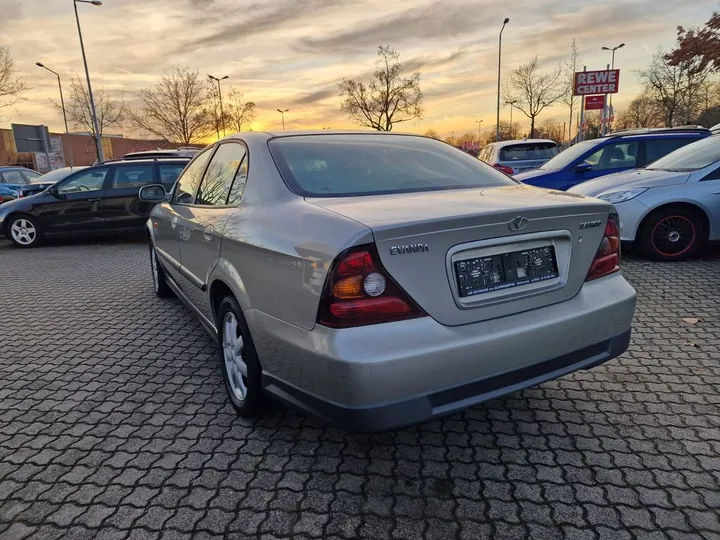 Chevrolet Evanda