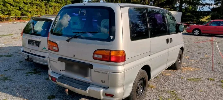 Mitsubishi L400