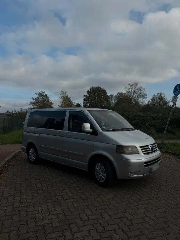 Volkswagen T5 California