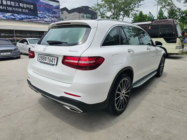 Mercedes-Benz GLC-Class