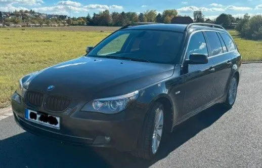BMW 525