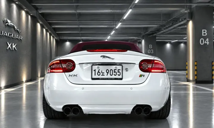 Jaguar XKR