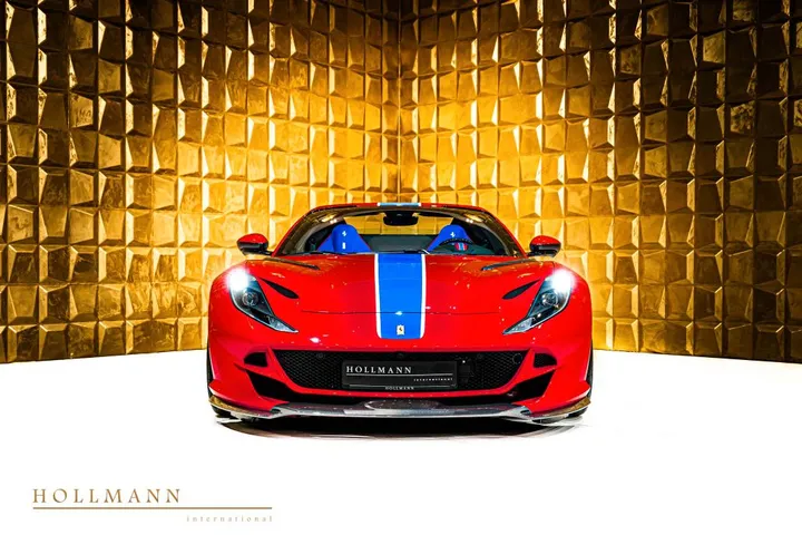 Ferrari 812