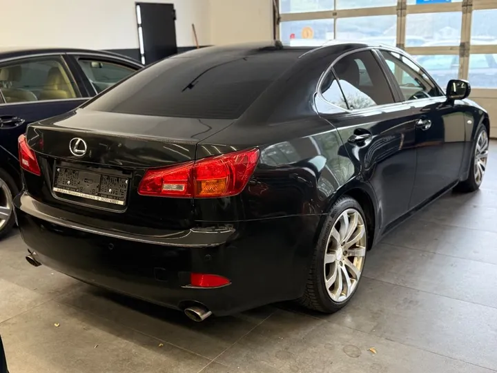 Lexus IS 250