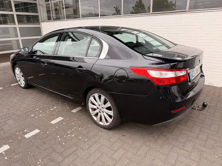 Renault Latitude