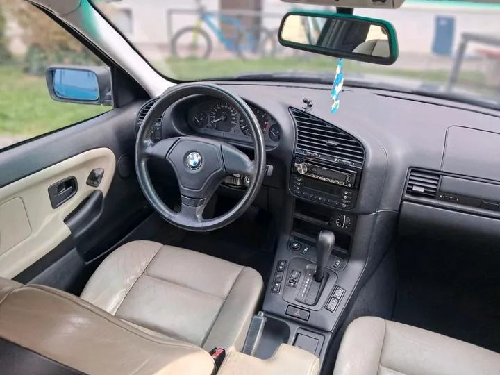 BMW 318
