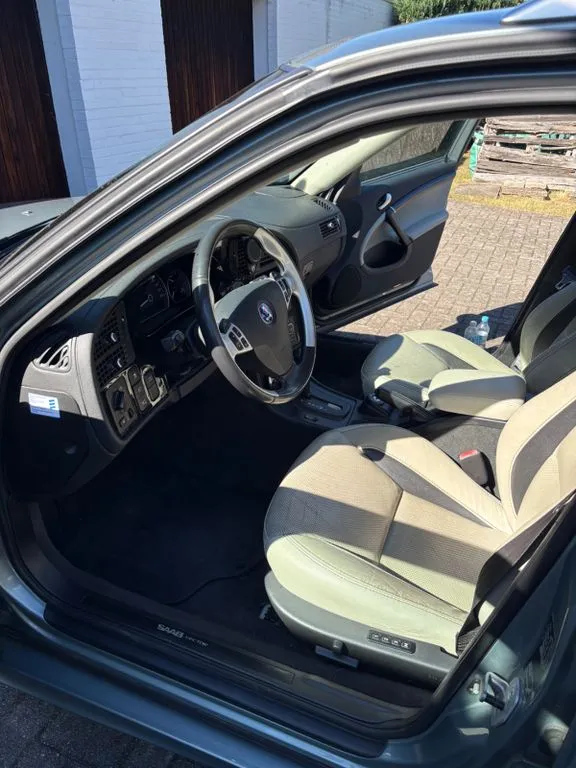 Saab 9-5