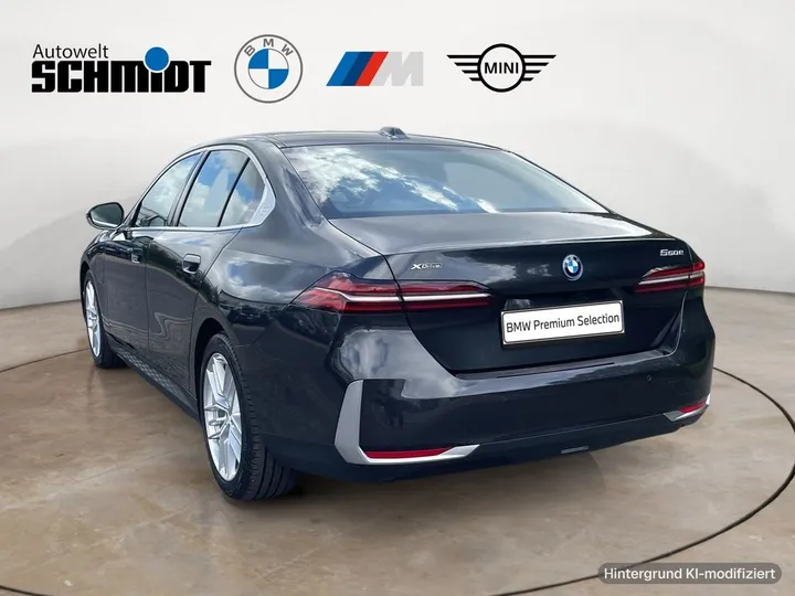 BMW 550