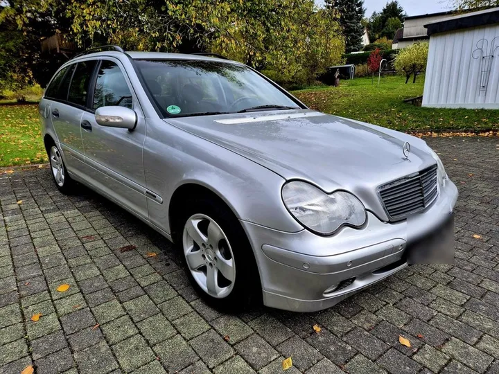 Mercedes-Benz C 200