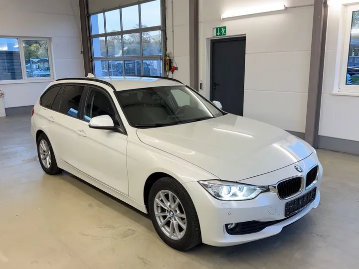BMW 320