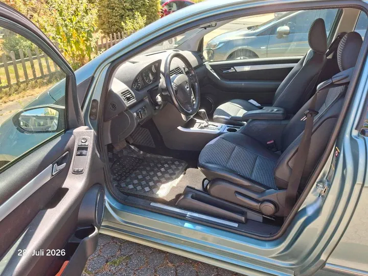 Mercedes-Benz A 170