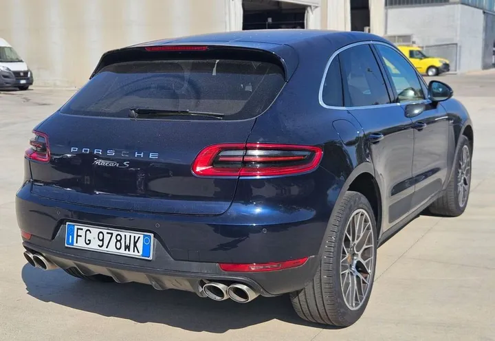 Porsche Macan