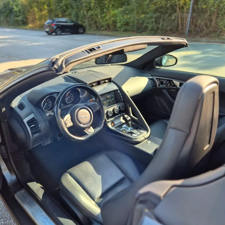 Jaguar F-Type