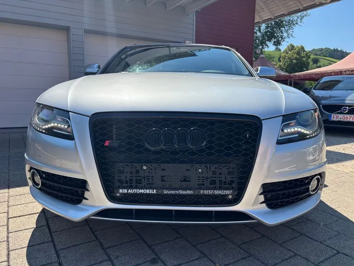 Audi S4
