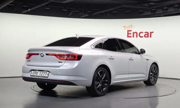 Renault-KoreaSamsung SM6