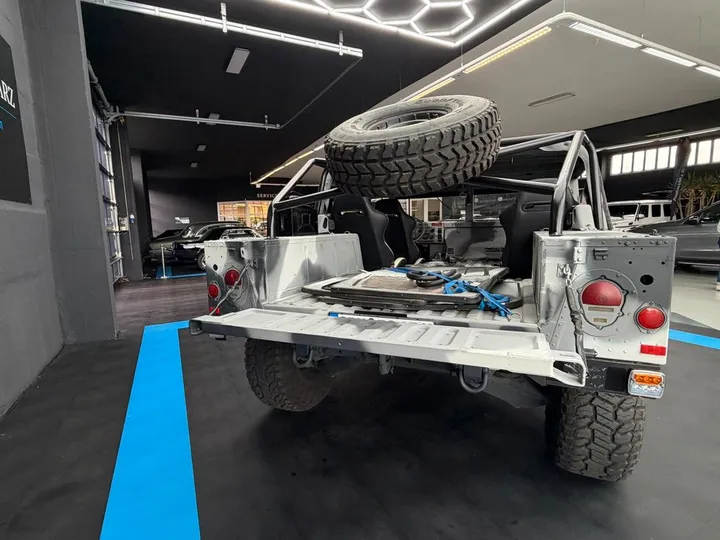 Hummer H1