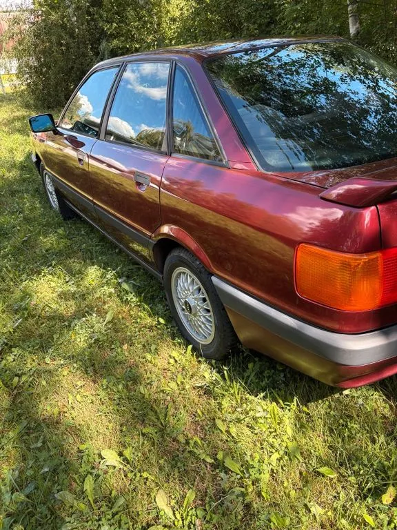 Audi 80
