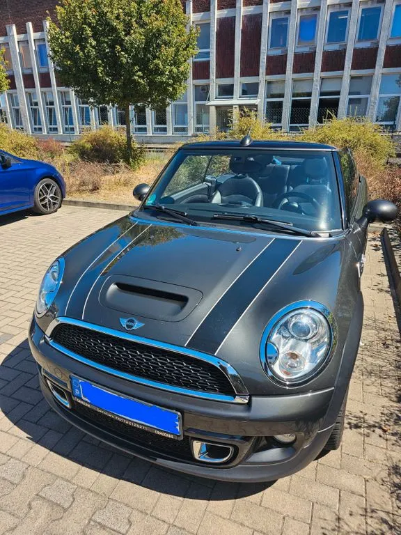 MINI Cooper SD Cabrio